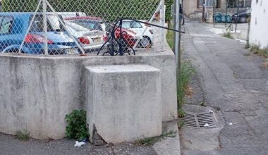 La croix du boulevard de la Madeleine arrachée pendant la nuit, le maire de Nice dénonce un "acte antireligieux"