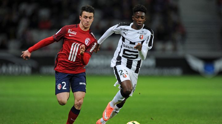 Ousmane Dembélé lors de sa première saison en professionnel avec le Stade Rennais, face à Lille, le 7 février 2016. (FRANCOIS LO PRESTI / AFP)