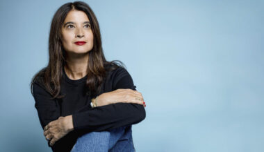 La journaliste et écrivain publie un nouvel ouvrage, "La Peau dure", chez Flammarion.