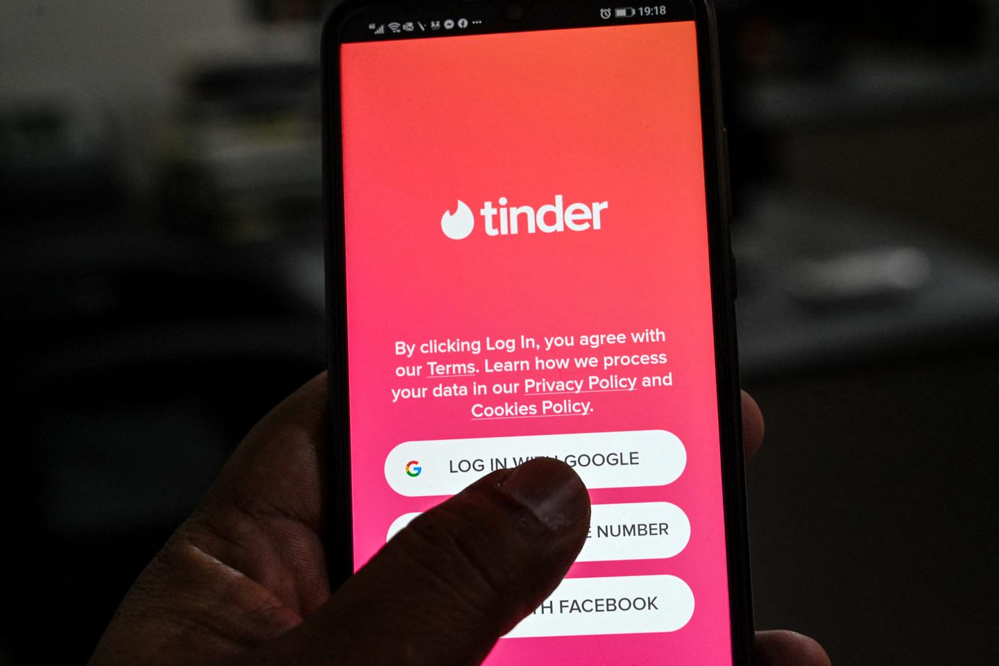 « L’arnaqueur de Tinder » arrêté en Géorgie, selon le ministère de l’intérieur