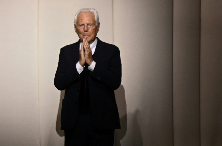 Giorgio Armani au défilé Haute-Couture Automne-Hiver 2023/2024 à Paris, le 4 juillet 2023 ( AFP / Bertrand GUAY )