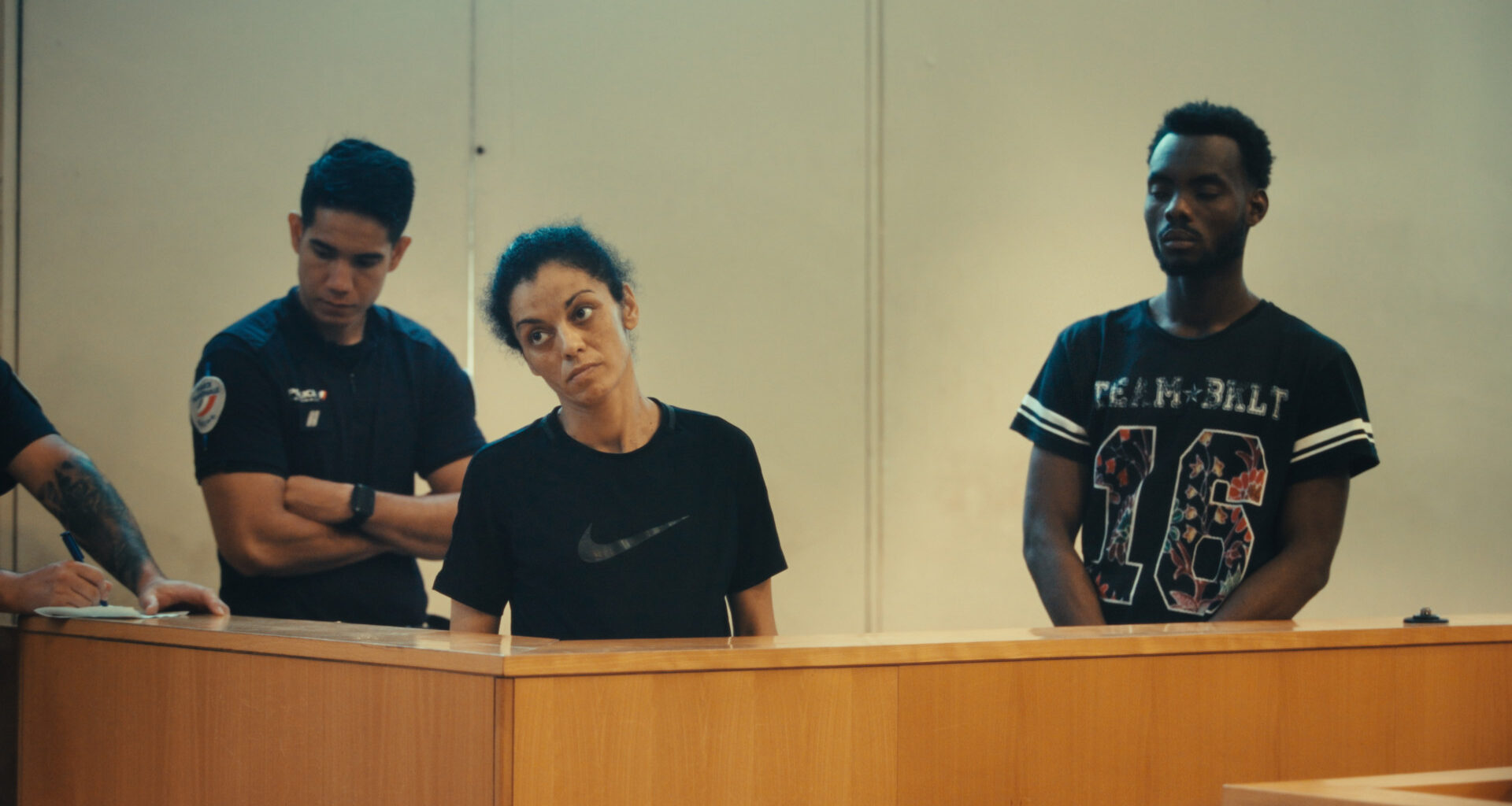 Petites mains du trafic face à la justice : un film raconte la "brutalité d'un système"