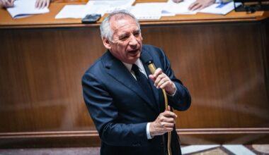 DIRECT. François Bayrou affronte un vote de confiance à l'Assemblée nationale, la chute du gouvernement paraît inéluctable