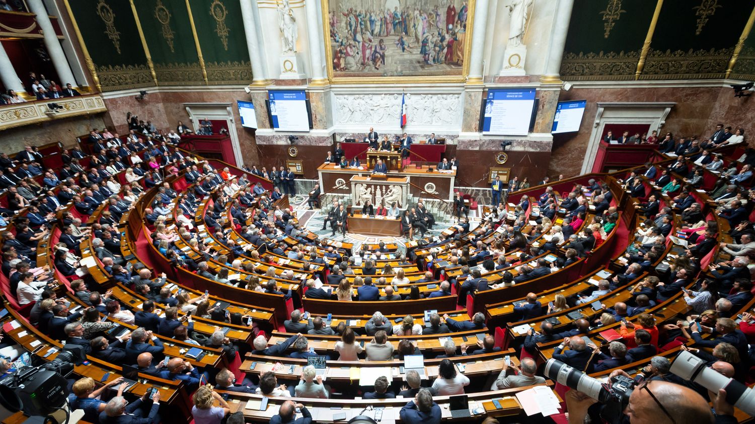 le jour où le gouvernement de François Bayrou a été renversé