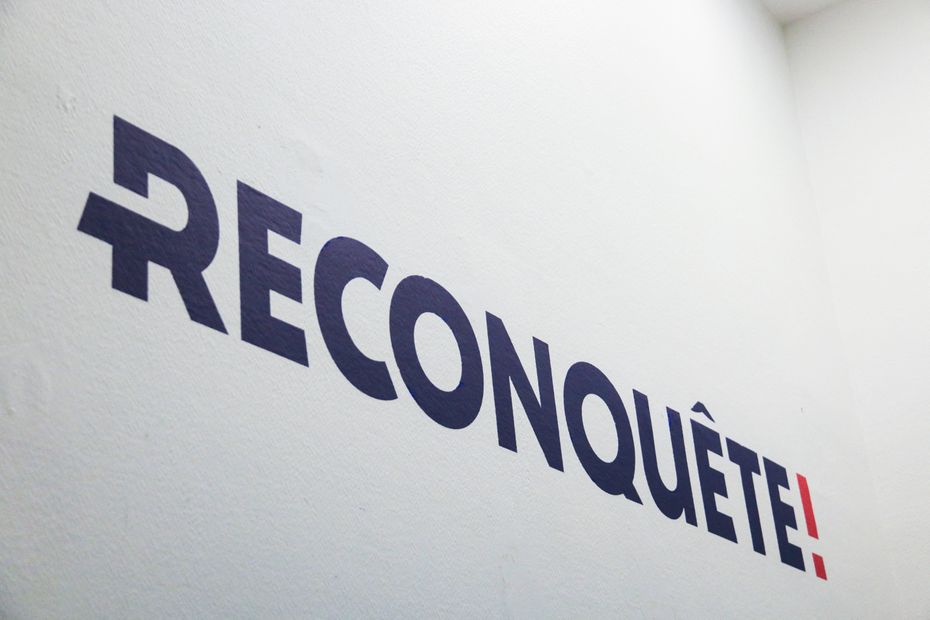 une publication raciste du parti d'Eric Zemmour déclenche l’indignation et une plainte