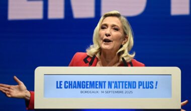 À Bordeaux, Marine Le Pen pense déjà à la chute de Sébastien Lecornu