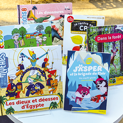la Mairie remet des livres aux jeunes Cannois