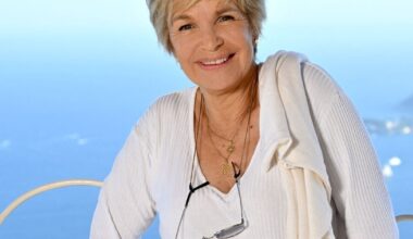Véronique Jannot a quitté Paris : sa maison dans le Sud, une bergerie en ruines dont elle a fait un paradis et où elle produit sa propre huile d'olive