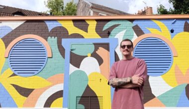 Lille. Avec sa fresque colorée sur un poste électrique, Thomas Knuts veut réenchanter la ville