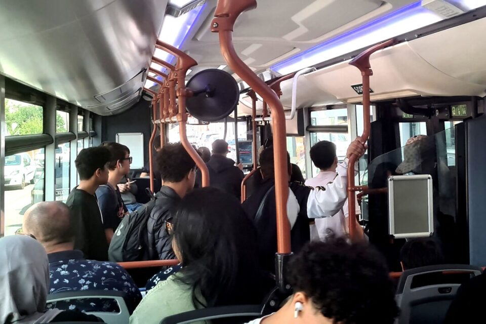 Dans le sens Muret-Toulouse, les bus de la ligne express 117 du réseau Tisséo sont très souvent pleins à craquer.