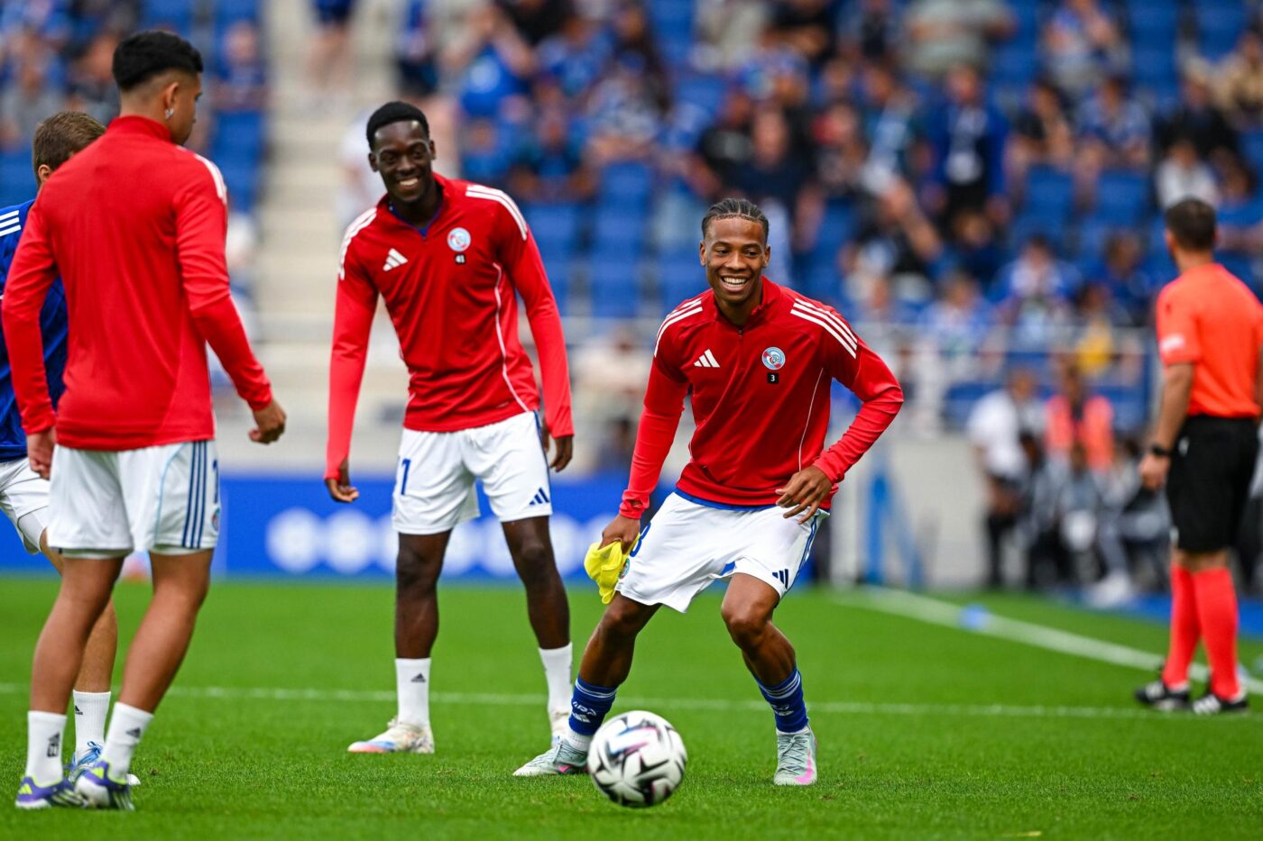 34 jours après son arrivée à Strasbourg, il retourne à Chelsea et est envoyé en prêt - France - RC Strasbourg