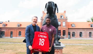 Mbemba retrouve les terrains à Lille - France - Lille OSC
