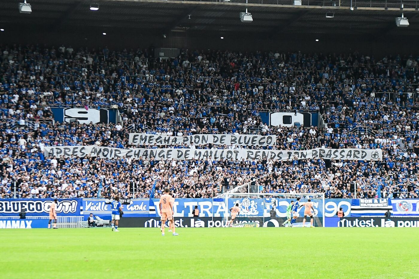 Strasbourg prend des mesures contre ses ultras dans un climat tendu - France - Strasbourg