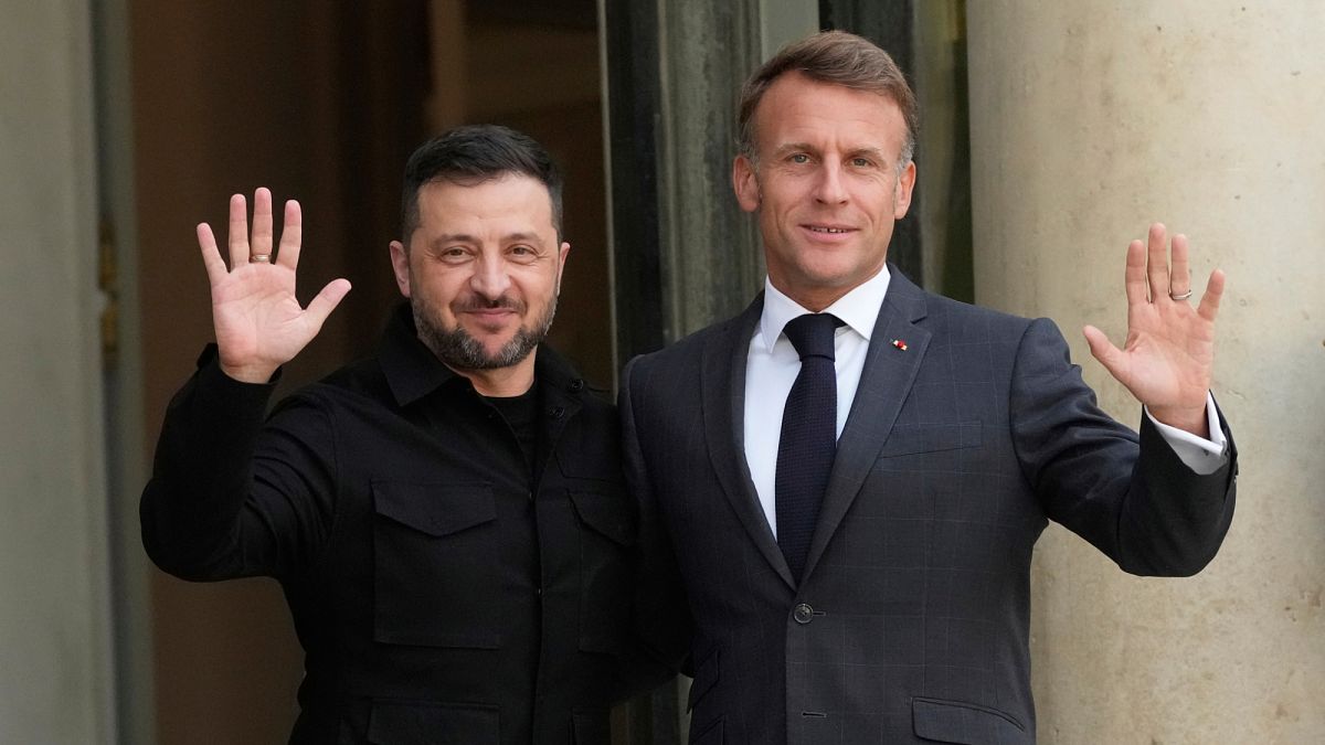 Vidéo. Macron accueille un sommet à Paris sur la sécurité post-guerre en Ukraine