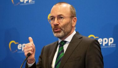 Face à la Russie, Manfred Weber appelle à renforcer sa défense collective européenne