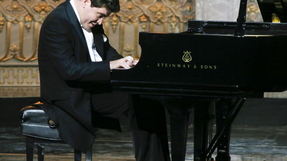 Invasion russe en Ukraine : le concert du pianiste pro-Poutine à Athènes annulé