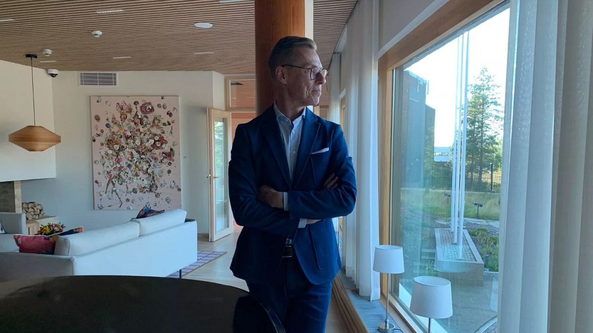 Le président finlandais salue l'"ingéniosité" du plan de saisie des avoirs russes gelés