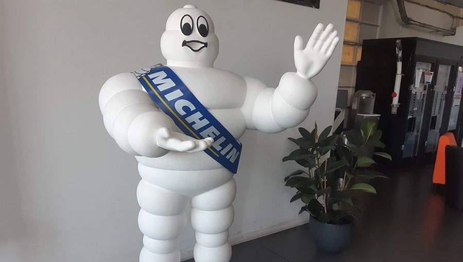 Michelin remplacé par le groupe italien Pirelli en tant qu'équipementier du MotoGP à compter de 2027