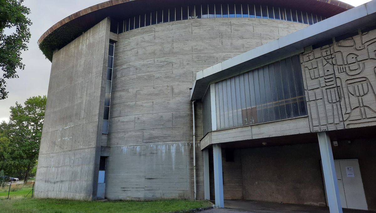 Première vente aux enchères dans une ancienne église de Vandœuvre-lès-Nancy : "C'est un lieu qu'il faut respecter"