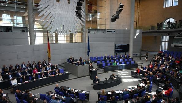 L'Allemagne adopte son budget pour l'année 2025, seulement trois mois avant la fin de l'année
