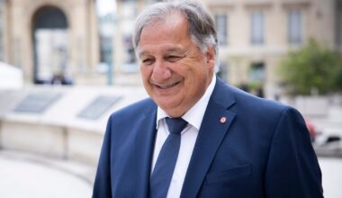 Municipales 2026 à Saint-Etienne : Dino Cinieri désigné tête de liste de la droite et du centre par un sondage