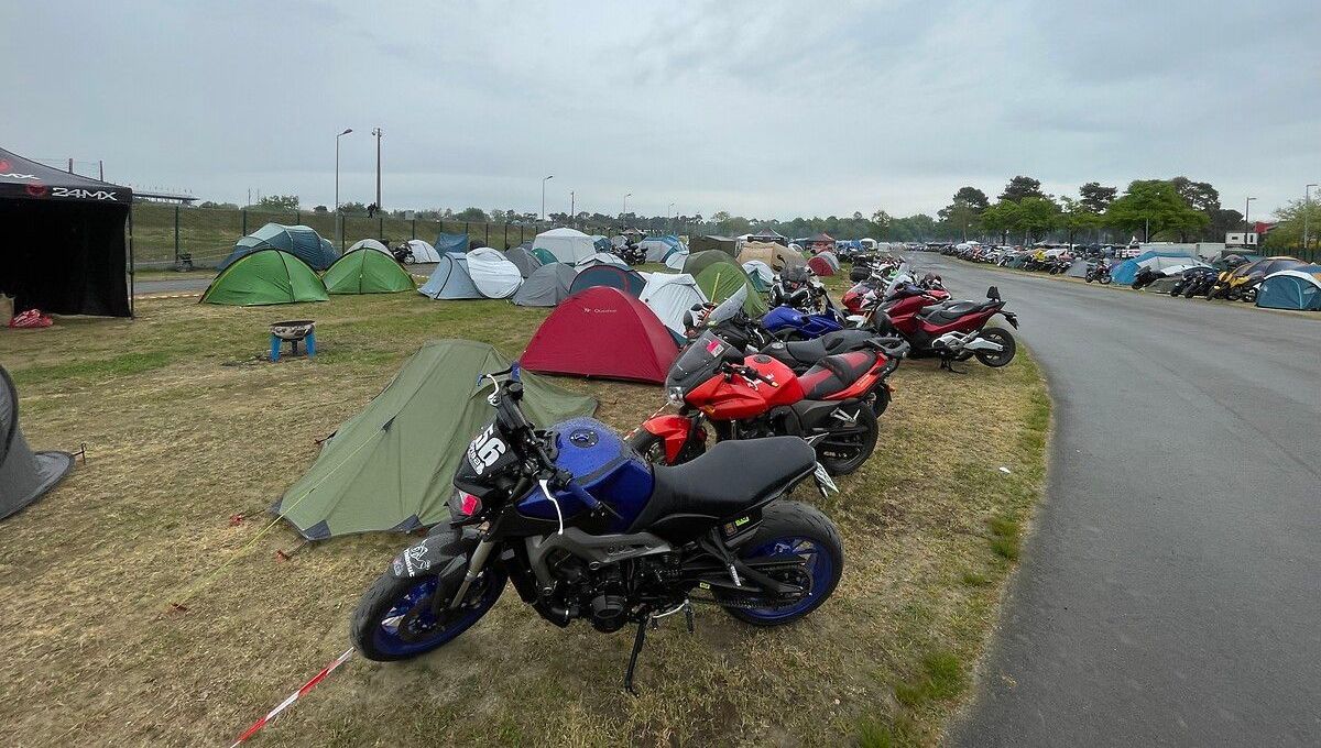 Les "pionniers" des campings du GP moto sont arrivés au Mans, avant l'arrivée de dizaine de milliers de personnes