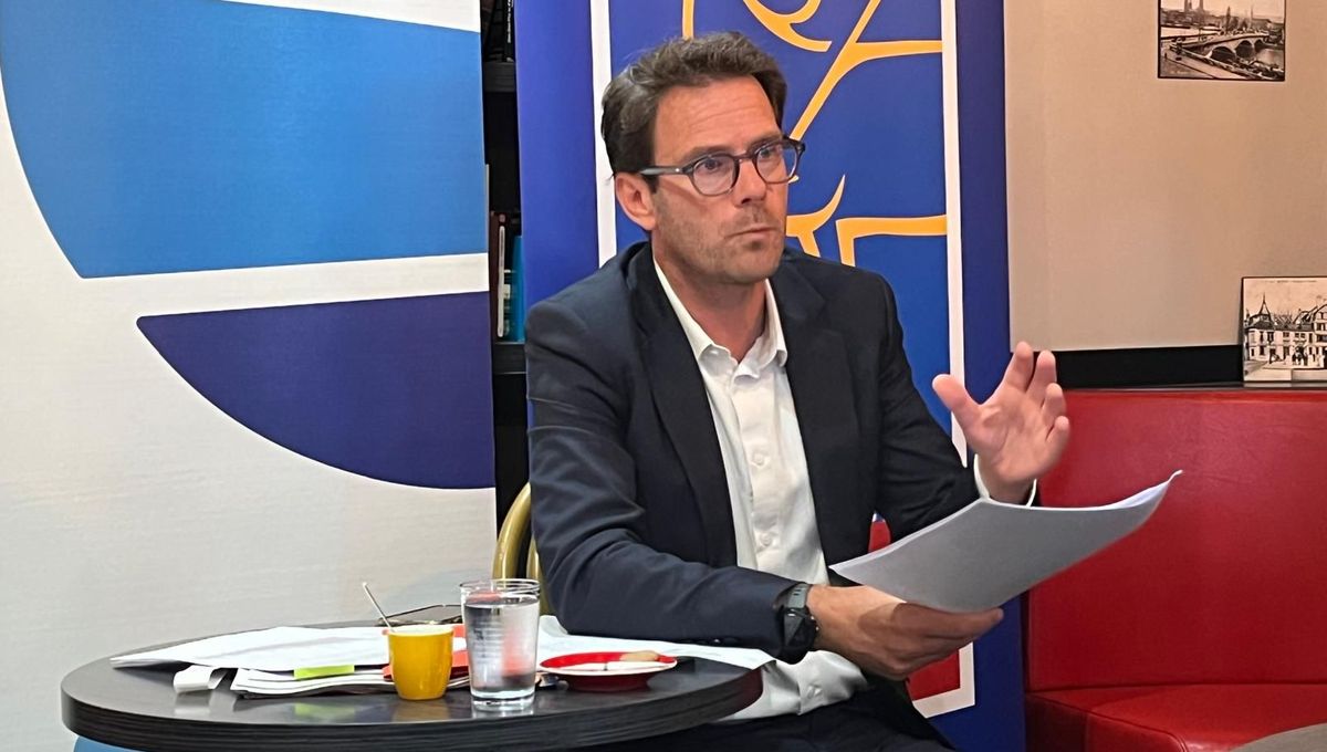 Municipales 2026 : Le maire de Rouen Nicolas Mayer-Rossignol n'a pas encore pris sa décision
