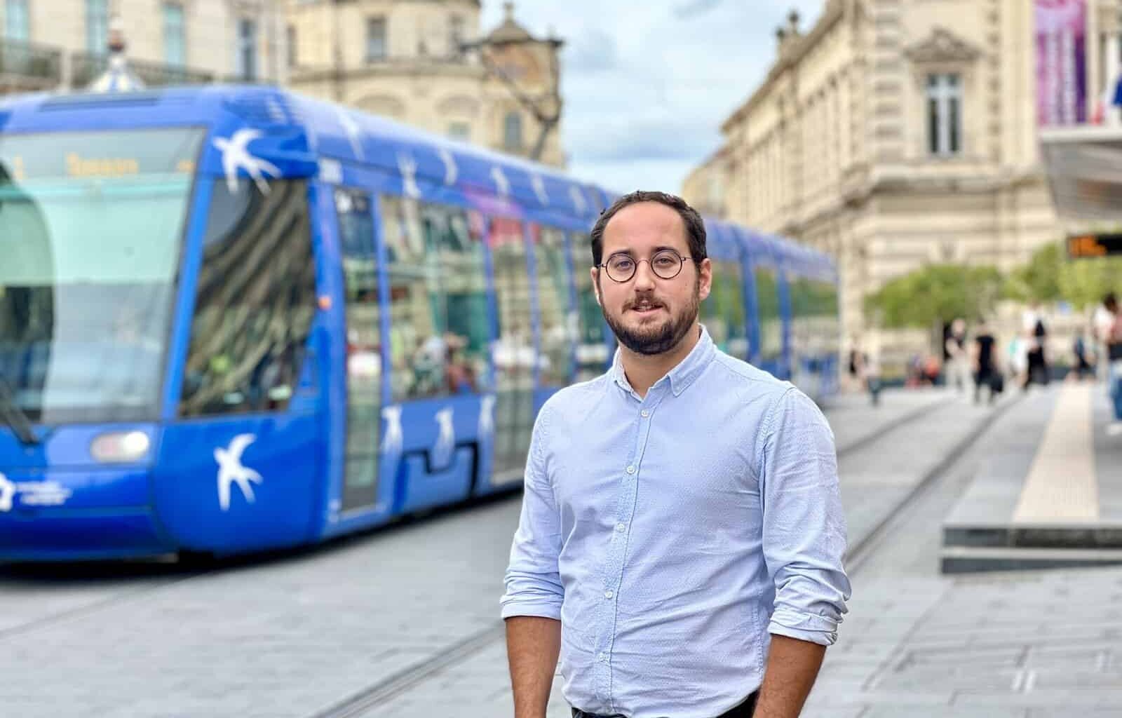 blocage, LFI "appelle à la désobéissance civile et au rassemblement pacifique"
