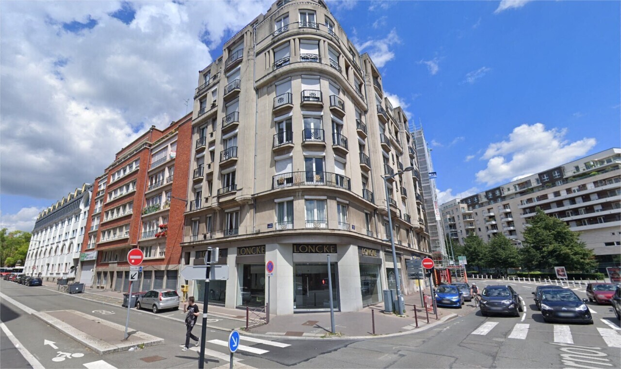 une étudiante de 22 ans gravement blessée après la chute d'un bloc de béton