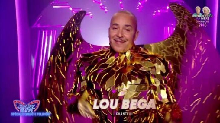 Lou Bega était caché derrière le costume de l’oiseau ce vendredi 26 septembre dans Mask Singer. (capture d’écran TF1)