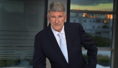 Philippe de Villiers lance une pétition pour un référendum sur l’immigration