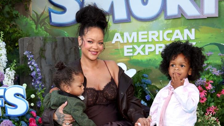 Rihanna, ici avec ses deux garçons le 13 juillet 2025 à Los Angeles, a annoncé la naissance de son troisième enfant ce mercredi 24 septembre.