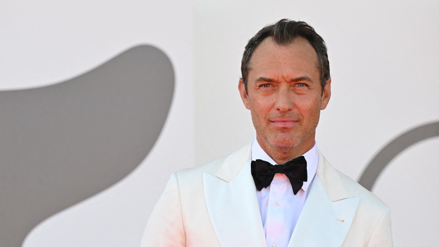 dans « Le mage du Kremlin », comment Jude Law s’est glissé dans la peau de Poutine
