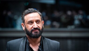Cyril Hanouna et ses chroniqueurs font leur retour à la télévision sur W9 avec "Tout beau tout 9"