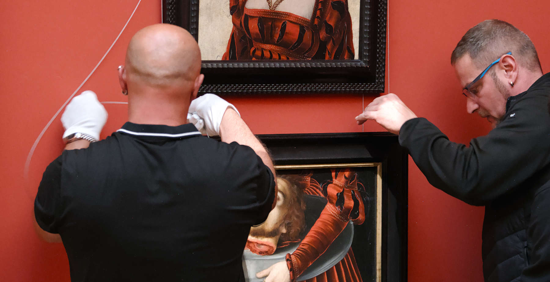 Allemagne, a réuni les deux fragments d'un tableau attribué à Cranach, scié en 1937