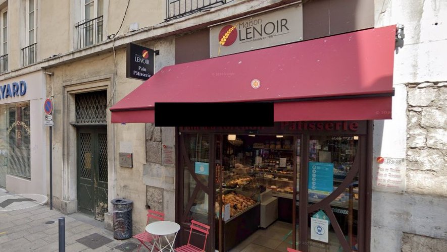Boulanger poignardé au thorax à Grenoble : "Il a été attaqué alors qu’il ne faisait que son travail", les gérants de la boulangerie reviennent sur la terrible agression