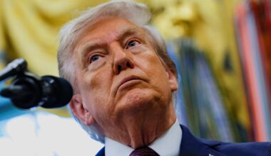 Donald Trump balaie les rumeurs sur sa santé, après une semaine d’absence