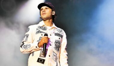 Une séance « pleine en quatre minutes » : incroyable engouement pour la venue d’Orelsan dans cette petite commune près de Rennes