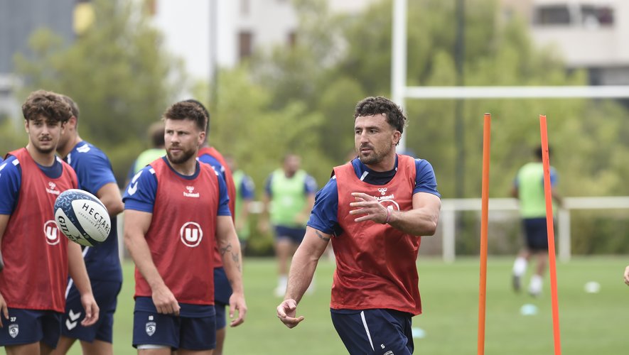 "J’ai toujours voulu me tester ici", "je veux jouer ces grands matches" : les confidences de l’Australien Tom Banks avant MHR-Toulon