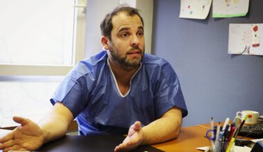 : Info franceinfo Le réanimateur Arnaud Chiche, fondateur du collectif Santé en danger, visé par une plainte pour des "messages haineux" devant l'Ordre des médecins