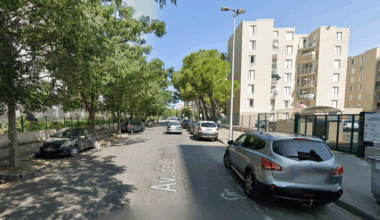 Sans le savoir, il s’adresse à un policier en civil et lui propose de lui vendre un ordinateur volé pour 20 euros, à Montpellier