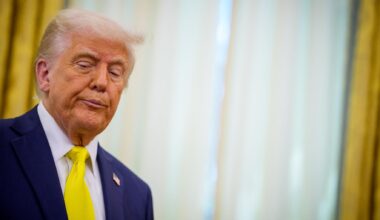 Pour Donald Trump, les nouveaux chiffres du chômage aux États-Unis sont un double camouflet