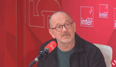 Thomas Legrand suspendu par France Inter après une vidéo compromettante (et anti-Dati) avec des cadres PS