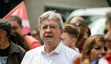 Jean-Luc Mélenchon appelle à "tout" bloquer le 10 septembre "pour faire partir" Emmanuel Macron