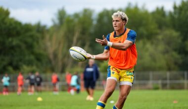 Top 14 – "Je l’ai vu se prendre la tête avec les pros de façon sévère !" : qui est Juan Montilla, le jeune ouvreur de Clermont remplaçant contre Toulouse ?
