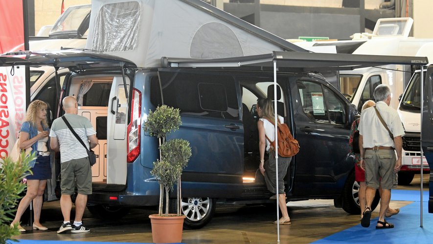 LE BOOM DES VANS ET CAMPING-CARS (1/4) "Synonyme de liberté" : le marché du véhicule de loisirs explose