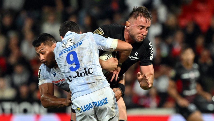 VIDÉO. Clermont-Stade Toulousain : "Je préfère me prendre un bus !" Quand la charge monstrueuse d’Anthony Jelonch fait beaucoup réagir