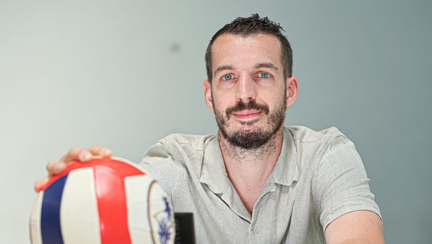 "Faire briller le volley français", le Sétois Benjamin Toniutti et les Bleus visent leur premier titre mondial aux Philippines