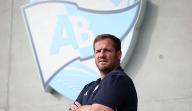 Top 14 - "Je suis sous l’eau, mais je croque à fond" : Camille Lopez (Bayonne) raconte sa nouvelle vie d’entraîneur
