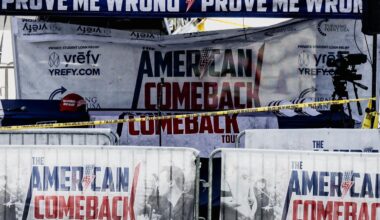 Aux Etats-Unis, Charlie Kirk, l’une des plus célèbres figures de la droite trumpiste, a été assassiné sur un campus